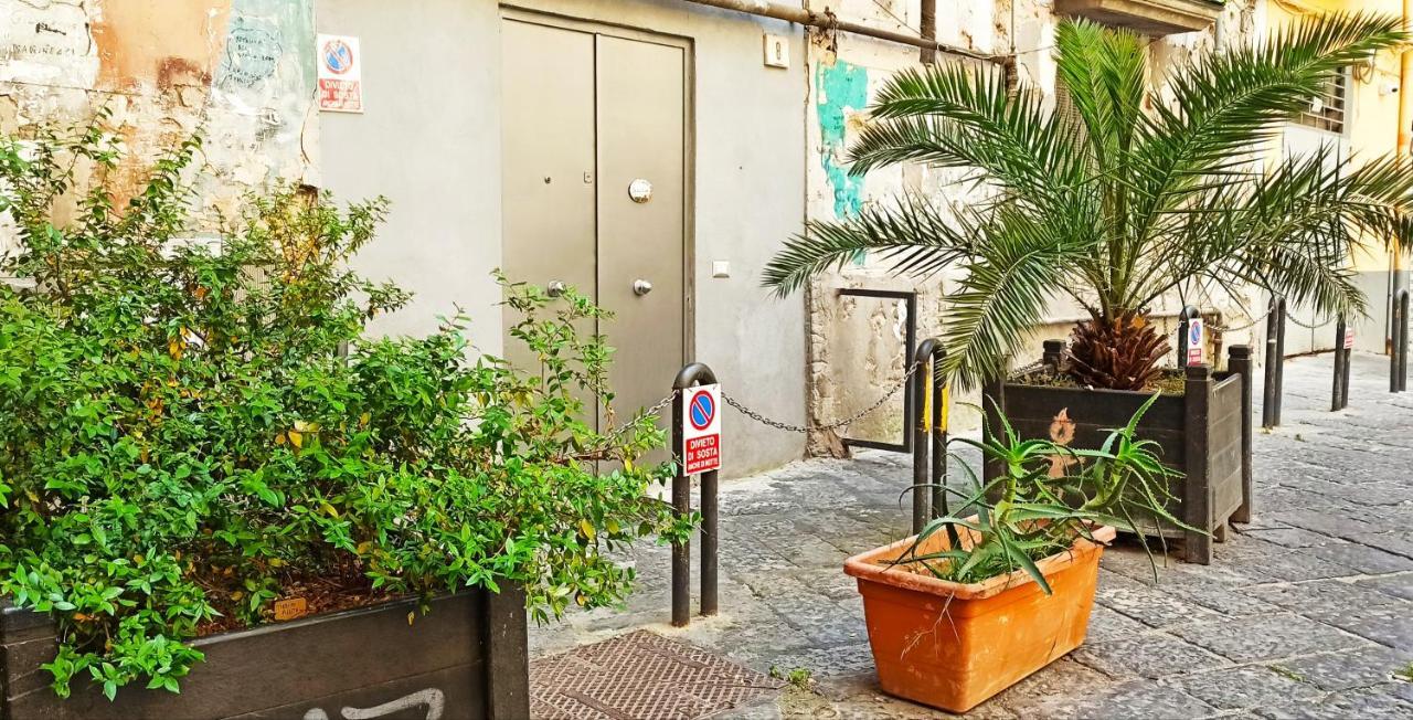 Napoli Pop Chiaia Apartman Kültér fotó