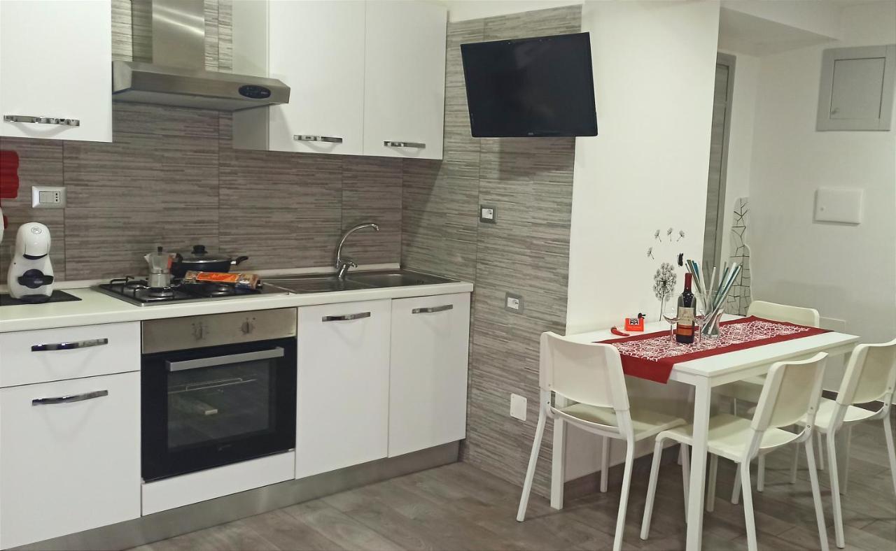 Napoli Pop Chiaia Apartman Kültér fotó